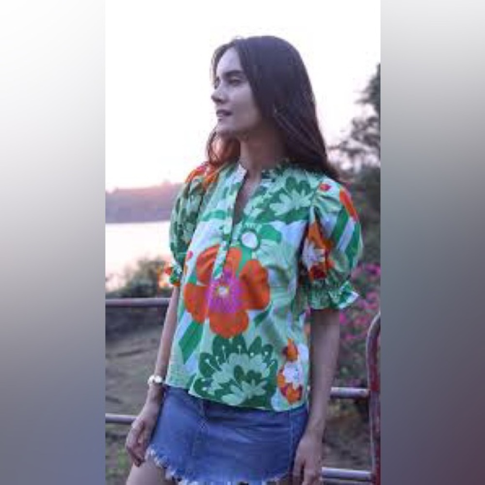 NWT- Maude Vivante Floral Green and Orange Women's Top Small